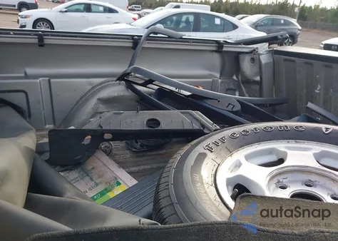 2002 Chevrolet Silverado 1500 Ls from USA, damaged, VIN 2GCEC19V021167175